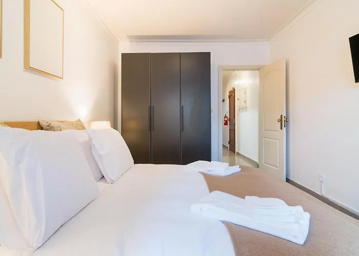 Apartman Mbird Marques De Pombal With Elevator