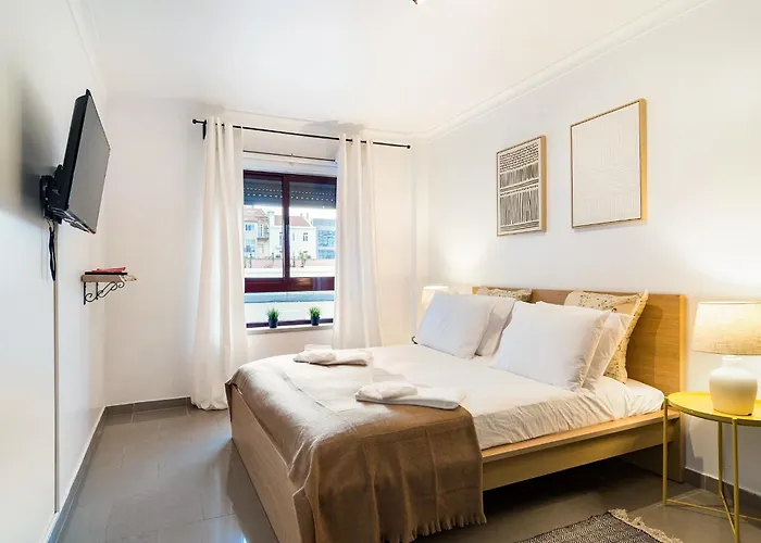 Mbird Marques De Pombal With Elevator Apartament *